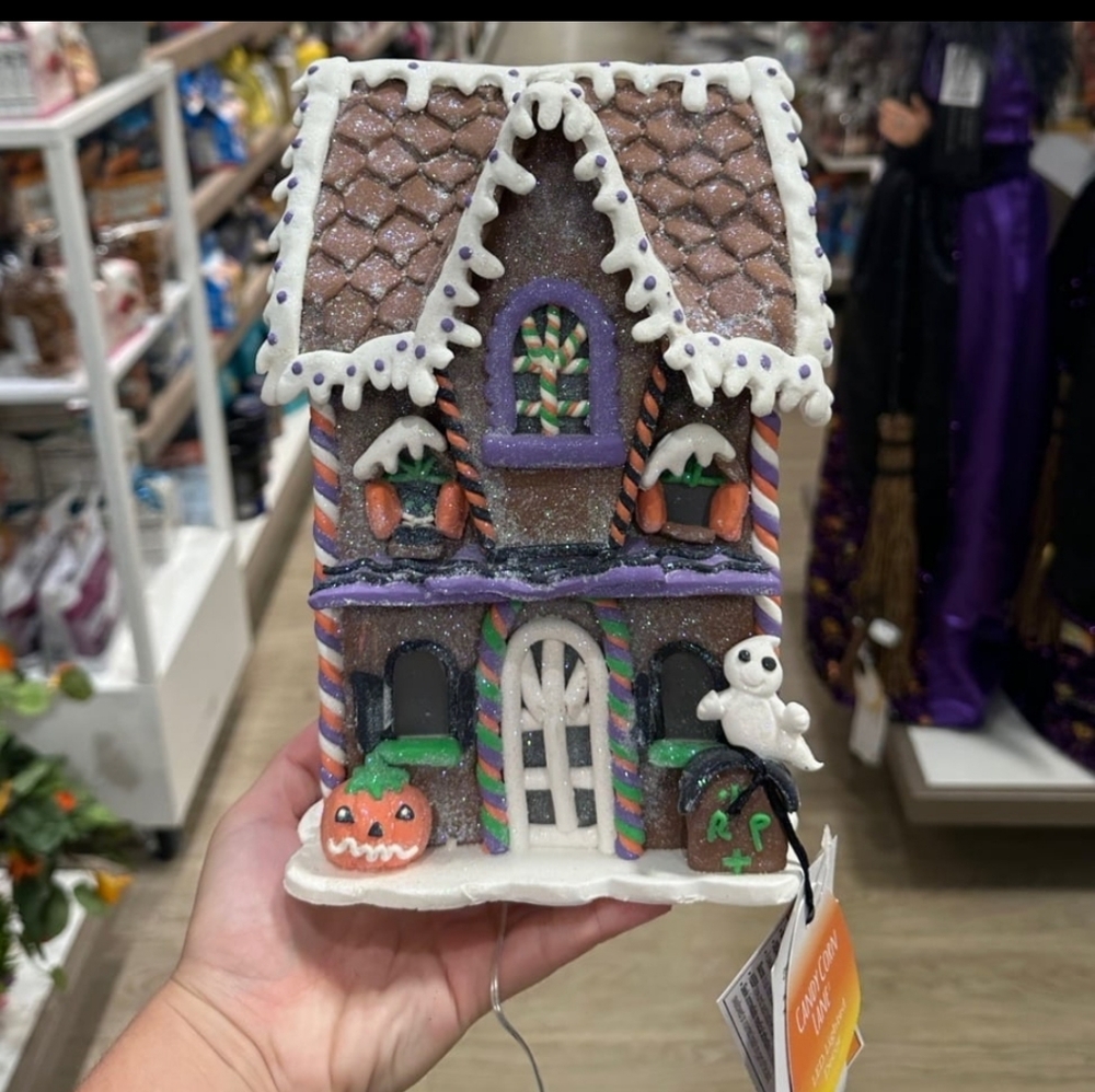 Candy Corn Lane LED Haunted Gingerbread House